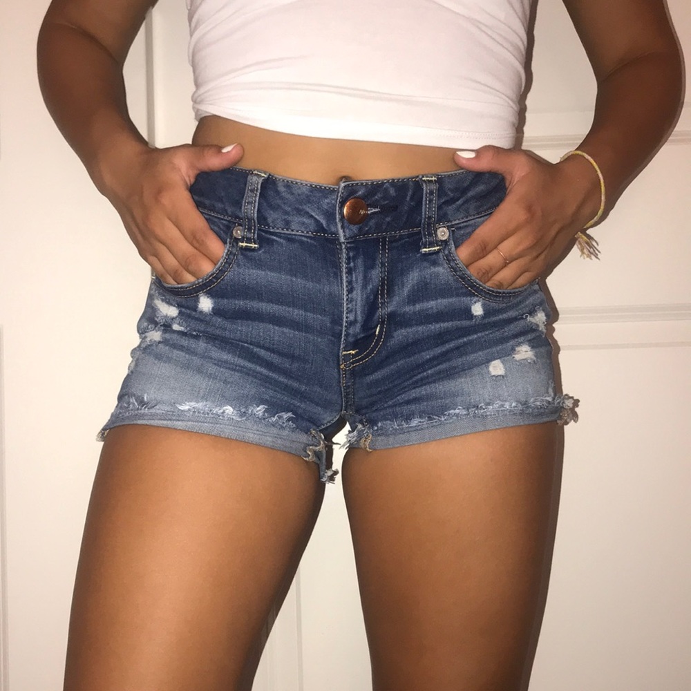 DENIM SHORTS